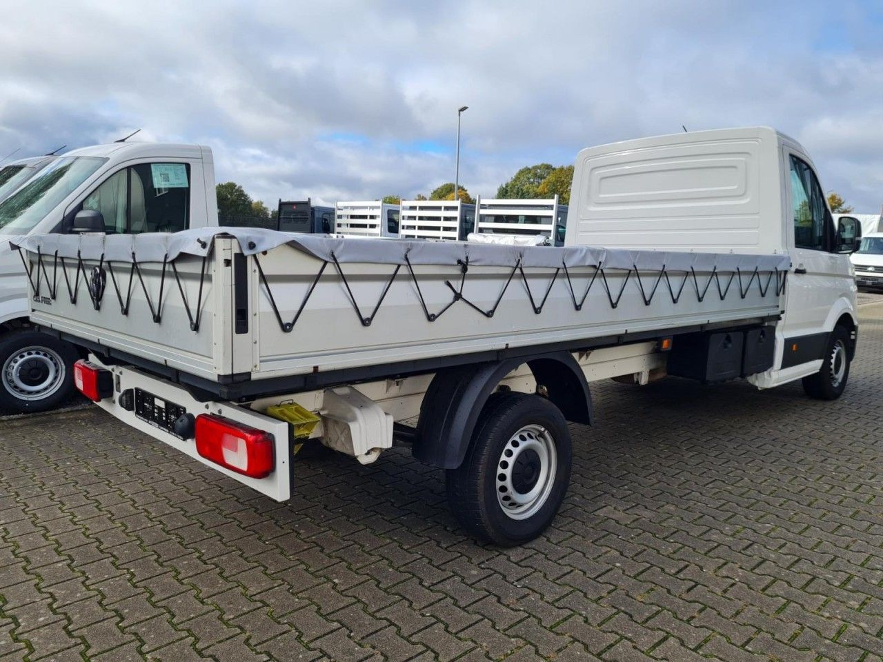 Volkswagen Crafter 35 Pritsche Tdi lang L4 KLIMA - Furgoneta caja abierta: foto 4 Volkswagen Crafter 35 Pritsche Tdi lang L4 KLIMA - Furgoneta caja abierta: foto 4