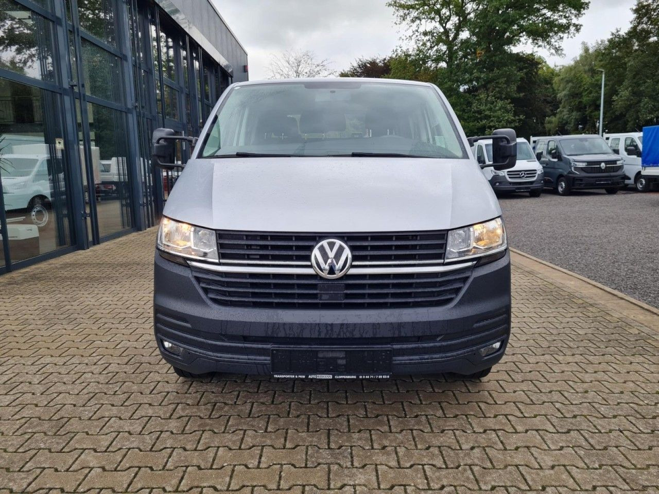Volkswagen T6.1 Doka Pritsche Plane 6-Sitze Klima Komfort - Furgoneta con lona, Furgoneta combi: foto 2 Volkswagen T6.1 Doka Pritsche Plane 6-Sitze Klima Komfort - Furgoneta con lona, Furgoneta combi: foto 2