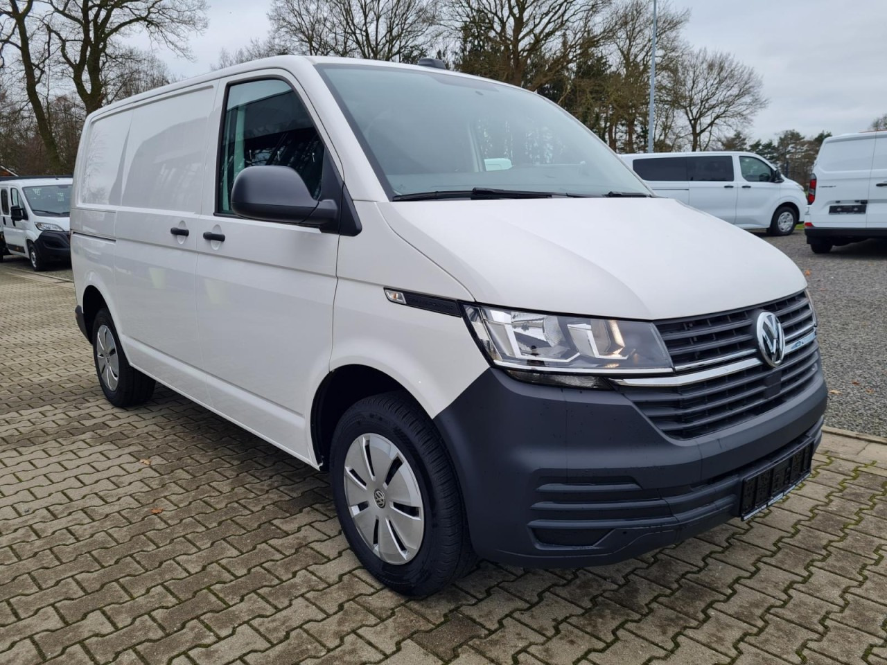 Volkswagen T6.1 Kasten KR Heckklappe KAMERA KLIMA Navi App - Furgoneta pequeña: foto 3 Volkswagen T6.1 Kasten KR Heckklappe KAMERA KLIMA Navi App - Furgoneta pequeña: foto 3