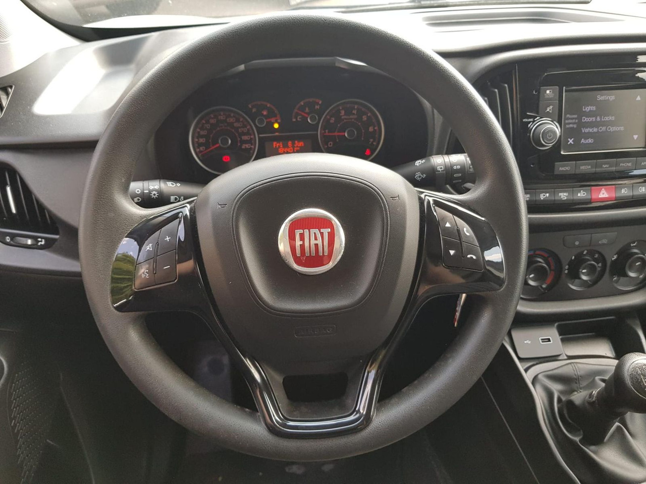 Leasing para  Fiat Doblo Kastenwagen SX 1.3 Klima, Radio mit Nav... Fiat Doblo Kastenwagen SX 1.3 Klima, Radio mit Nav...: foto 13