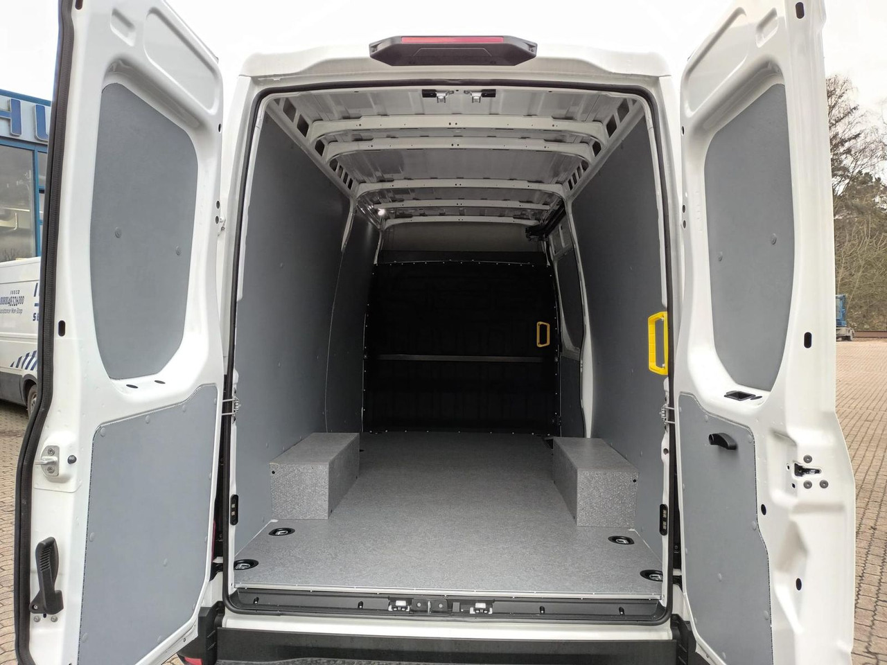 Iveco Daily 35S16A8 V 3520L AHK, ACC - Furgón: foto 5 Iveco Daily 35S16A8 V 3520L AHK, ACC - Furgón: foto 5