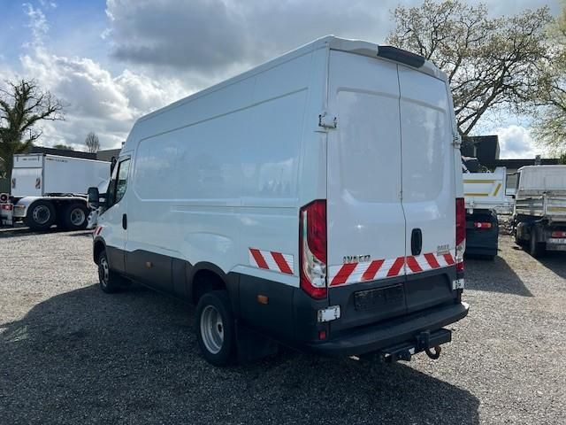 Iveco Daily 50C18HA8V 3520L Automatik,AHK (179 PS),... - Furgón: foto 5 Iveco Daily 50C18HA8V 3520L Automatik,AHK (179 PS),... - Furgón: foto 5