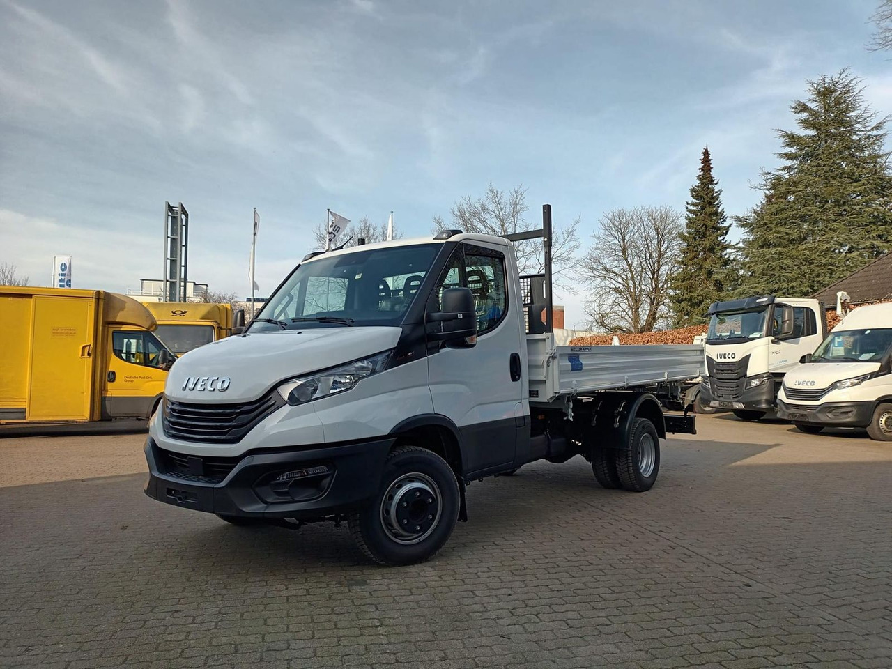 Iveco Daily 70C18H Dreiseitenkipper ab 0% Finanzieren - Furgoneta basculante: foto 1 Iveco Daily 70C18H Dreiseitenkipper ab 0% Finanzieren - Furgoneta basculante: foto 1