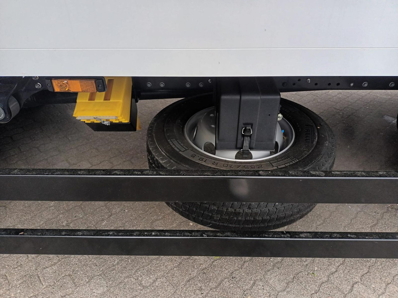 Furgoneta caja cerrada Iveco ML120E25/P mit SAXAS LBW 185 kW (252 PS), Aut...: foto 11