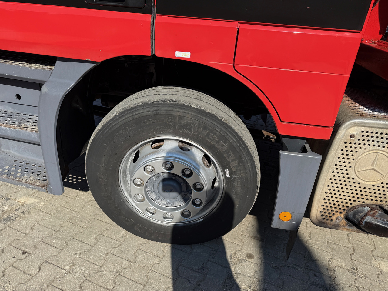 Camión Mercedes-Benz 2540 Actros MP1 Baumaschinentrnasporter: foto 15
