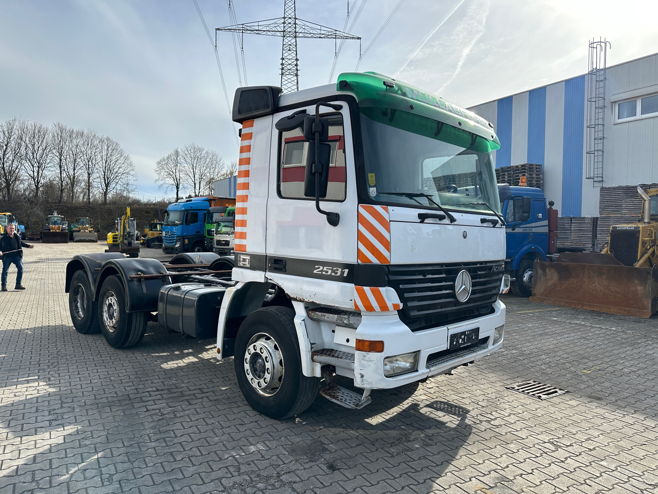 Mercedes-Benz 2531 Actros Fahrgestell - Camión chasis: foto 3 Mercedes-Benz 2531 Actros Fahrgestell - Camión chasis: foto 3