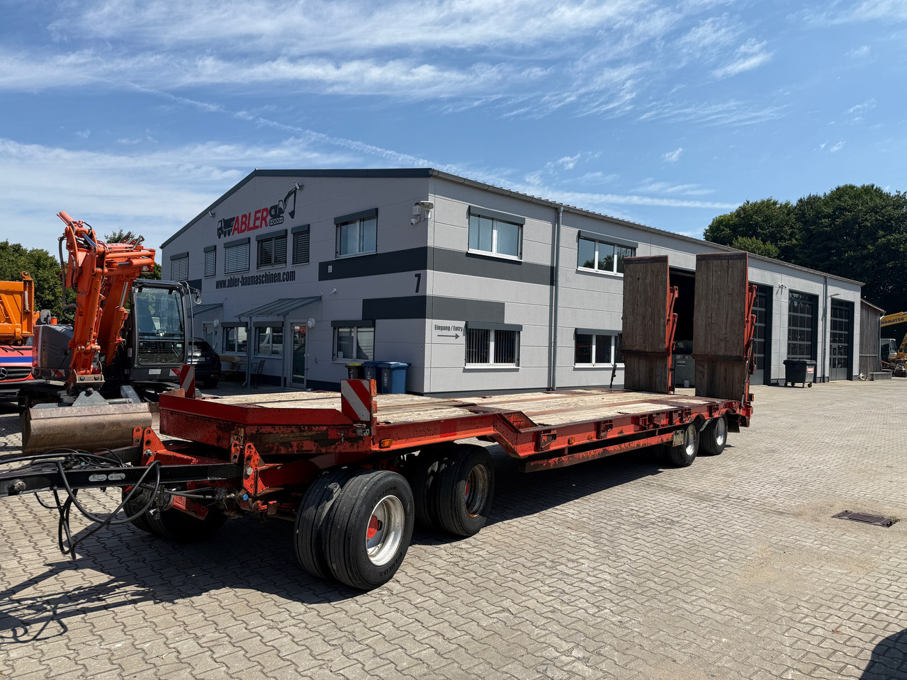 Müller Mitteltal T4 Kompakt Tieflader mit hydr. Rampen - Remolque góndola rebajadas: foto 2 Müller Mitteltal T4 Kompakt Tieflader mit hydr. Rampen - Remolque góndola rebajadas: foto 2