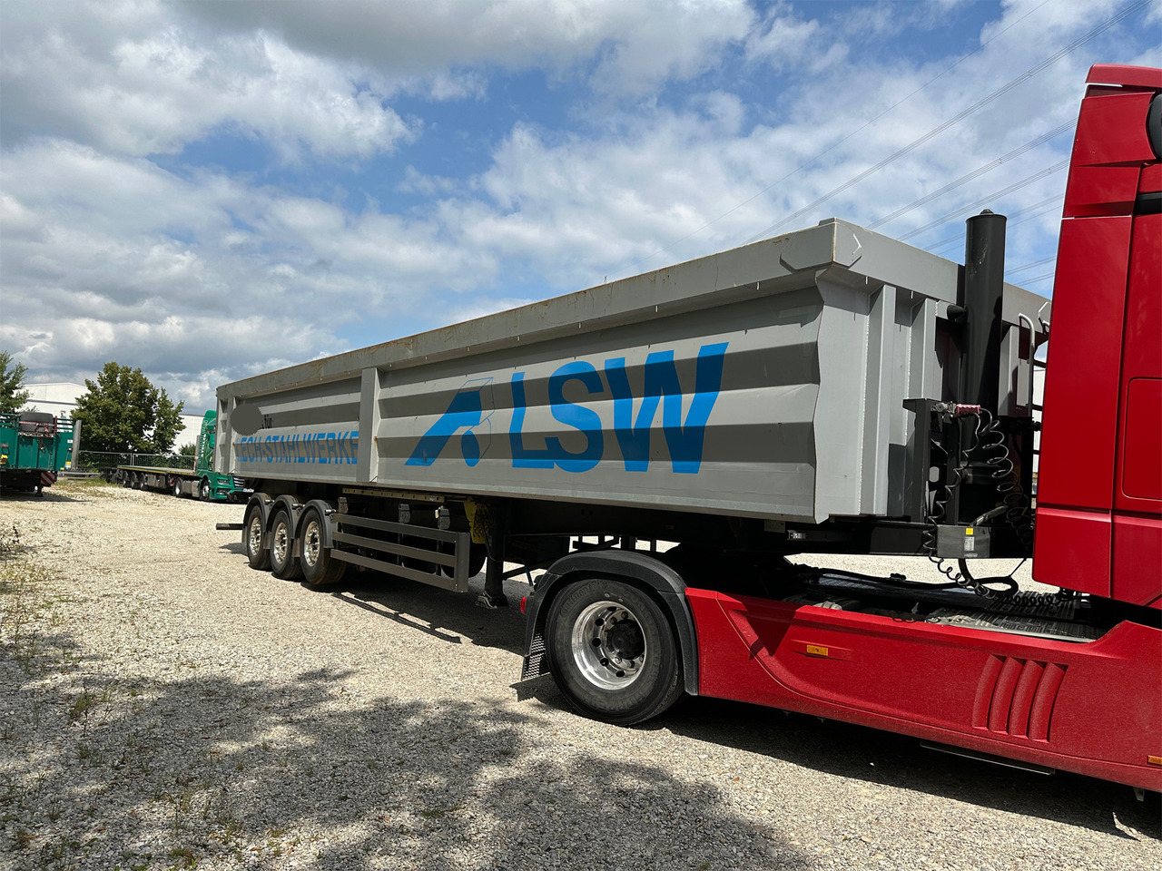 Reisch RHKS-3-SG13 Stahl Kippmulde 50 m3 - Semirremolque volquete: foto 2 Reisch RHKS-3-SG13 Stahl Kippmulde 50 m3 - Semirremolque volquete: foto 2