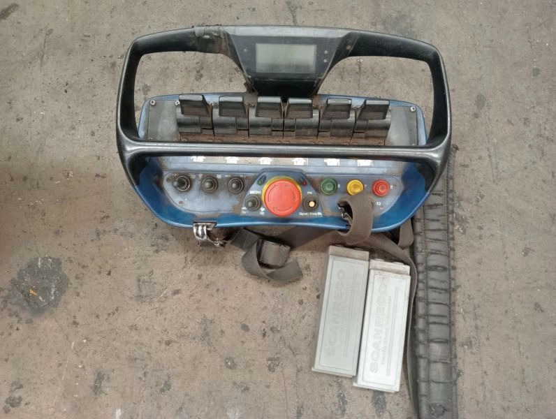 Grúa HMF 2820 K5 - Grúa para camión para Camión: foto 1 Grúa HMF 2820 K5 - Grúa para camión para Camión: foto 1