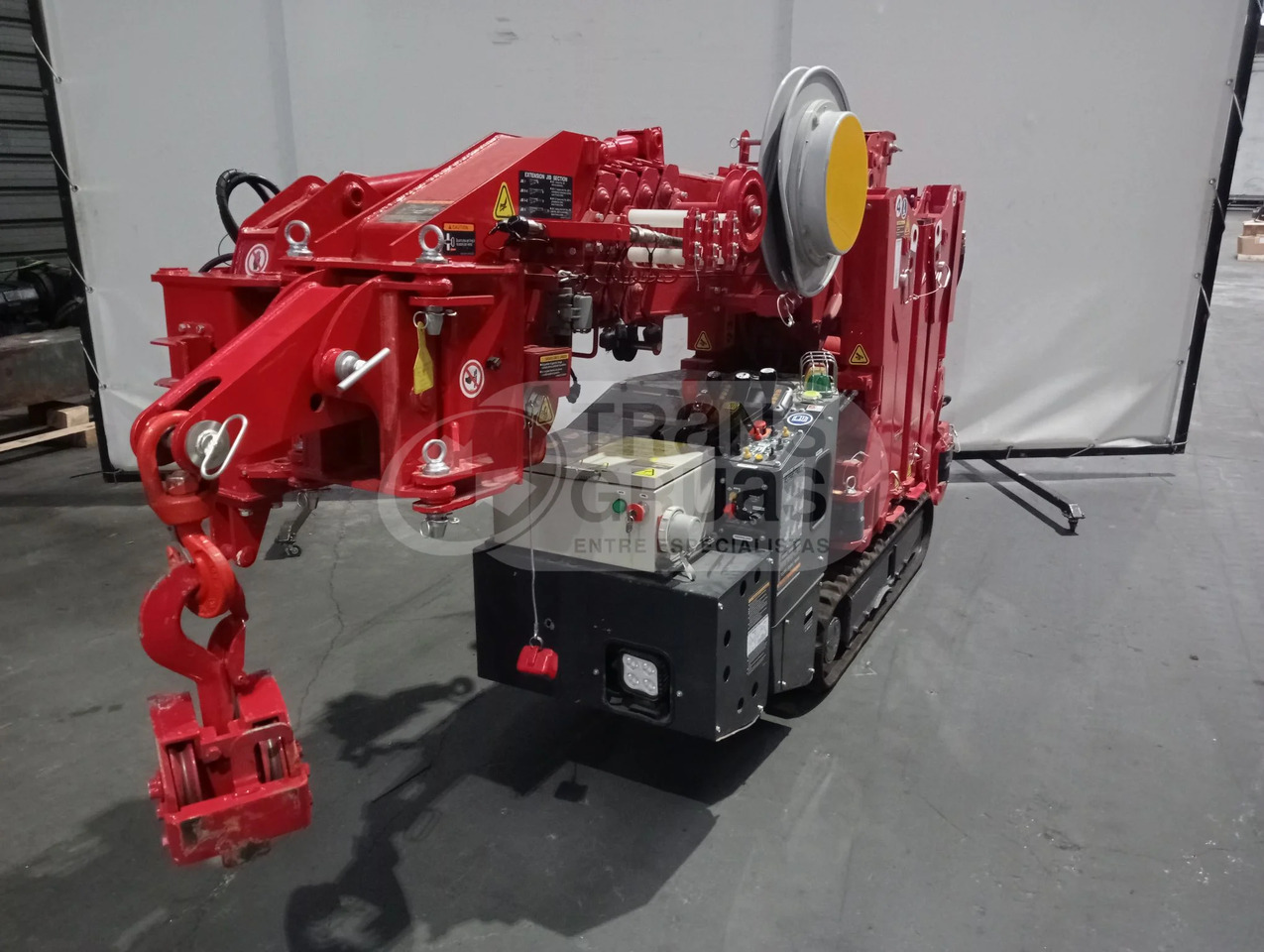 Minigrua sobre orugas UNIC URW-295CP2E - Minigrúa: foto 5 Minigrua sobre orugas UNIC URW-295CP2E - Minigrúa: foto 5