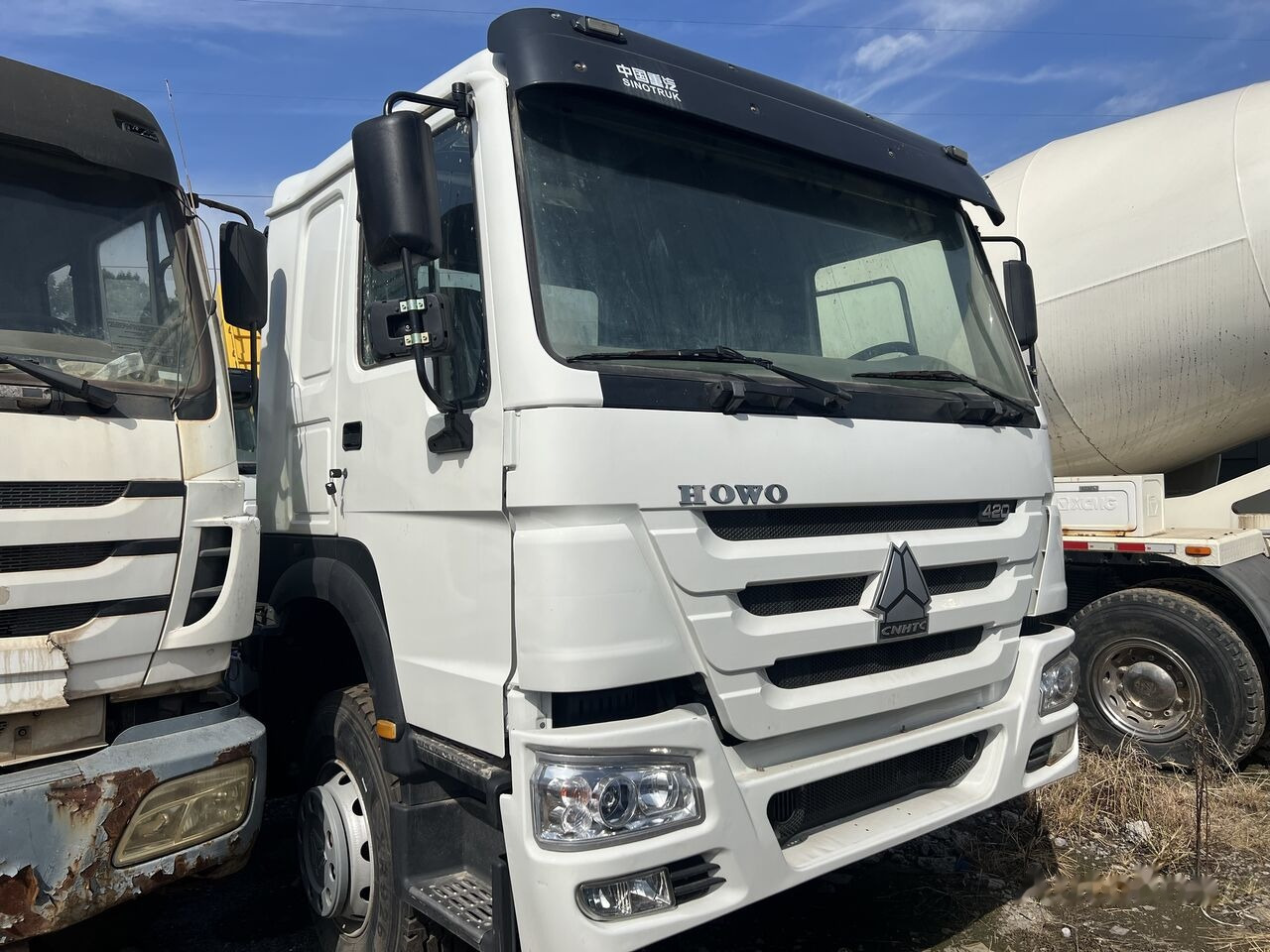 Sinotruk HOWO 420HP 6X4 Tractor - Cabeza tractora: foto 3 Sinotruk HOWO 420HP 6X4 Tractor - Cabeza tractora: foto 3