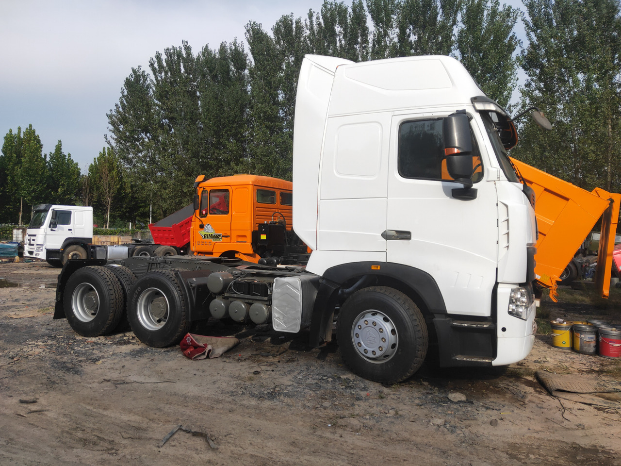 Cabeza tractora Sinotruk HOWO A7 6*4 Tractor: foto 6 Cabeza tractora Sinotruk HOWO A7 6*4 Tractor: foto 6