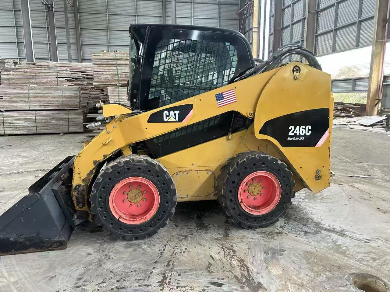 Caterpillar 246C - Minicargadora: foto 1 Caterpillar 246C - Minicargadora: foto 1
