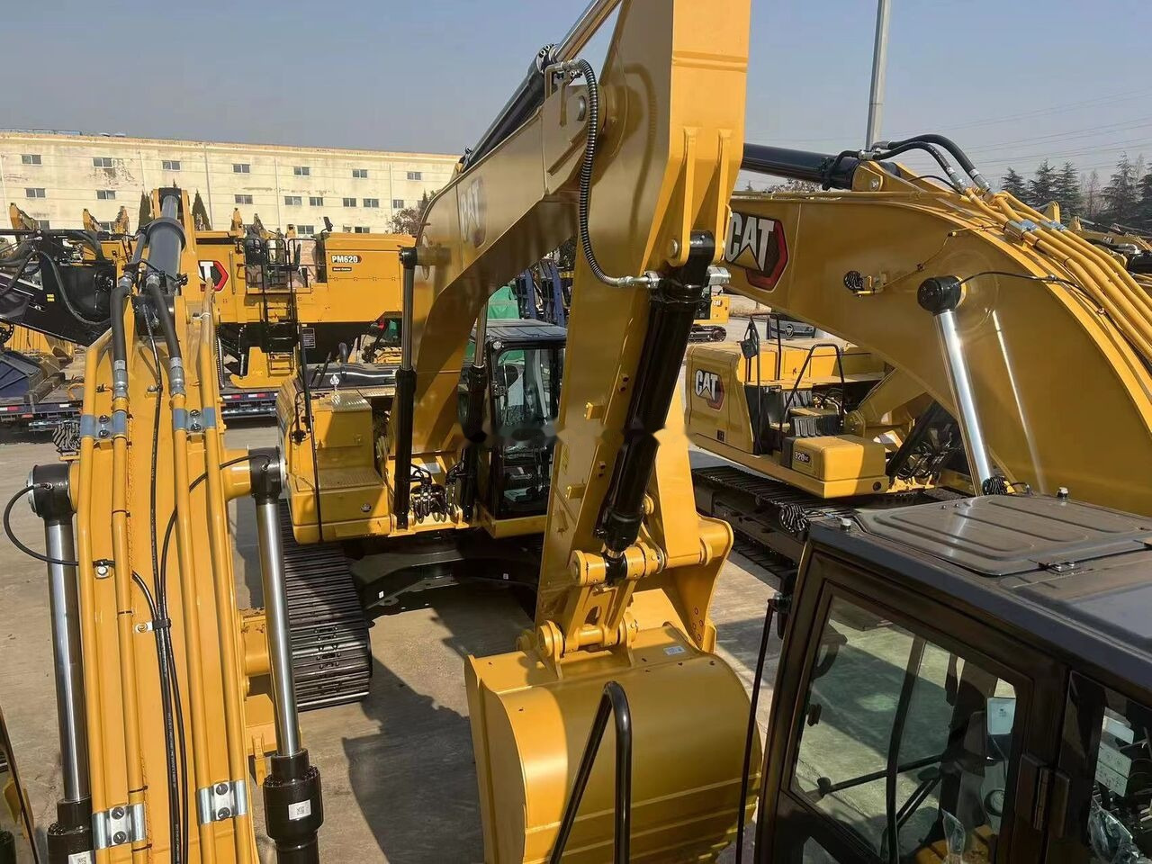 Caterpillar 323GX - Excavadora de cadenas: foto 2 Caterpillar 323GX - Excavadora de cadenas: foto 2