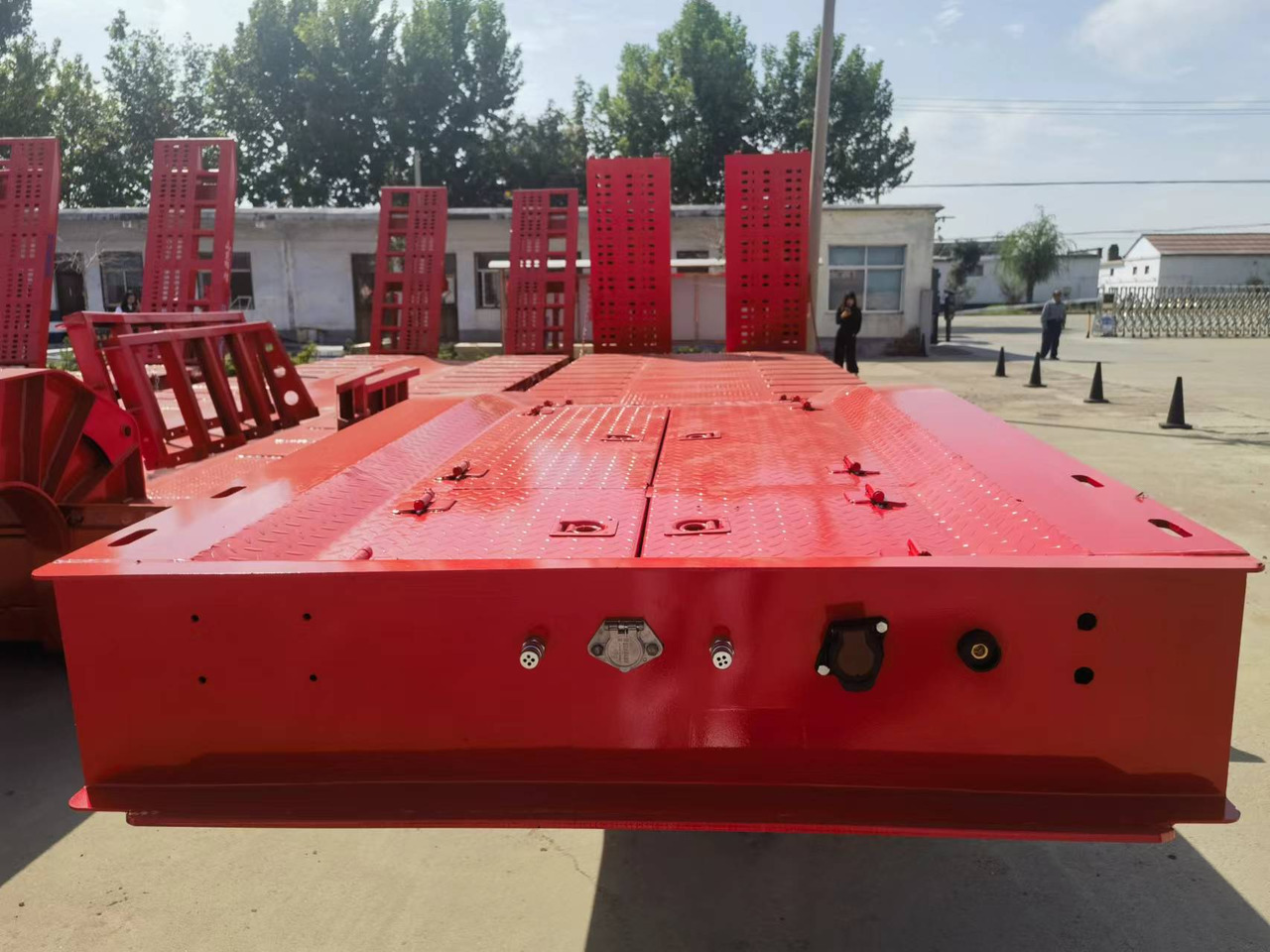 HUI HUANG AUTO - Semirremolque plataforma/ Caja abierta: foto 4 HUI HUANG AUTO - Semirremolque plataforma/ Caja abierta: foto 4