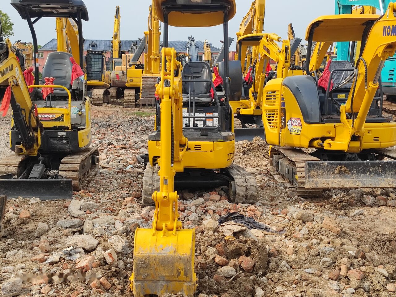 Komatsu PC18MR - Miniexcavadora: foto 4 Komatsu PC18MR - Miniexcavadora: foto 4
