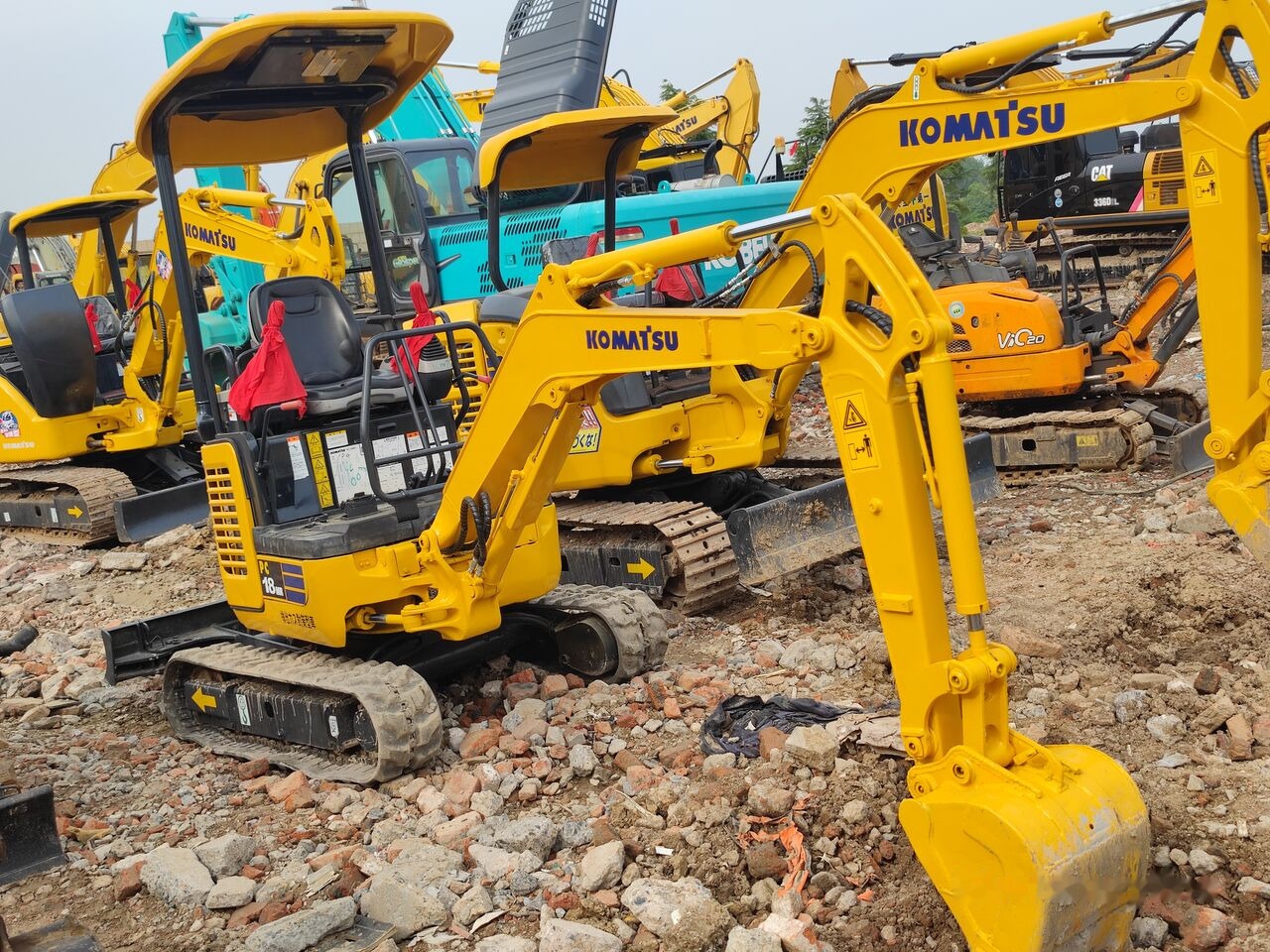 Komatsu PC18MR - Miniexcavadora: foto 3 Komatsu PC18MR - Miniexcavadora: foto 3