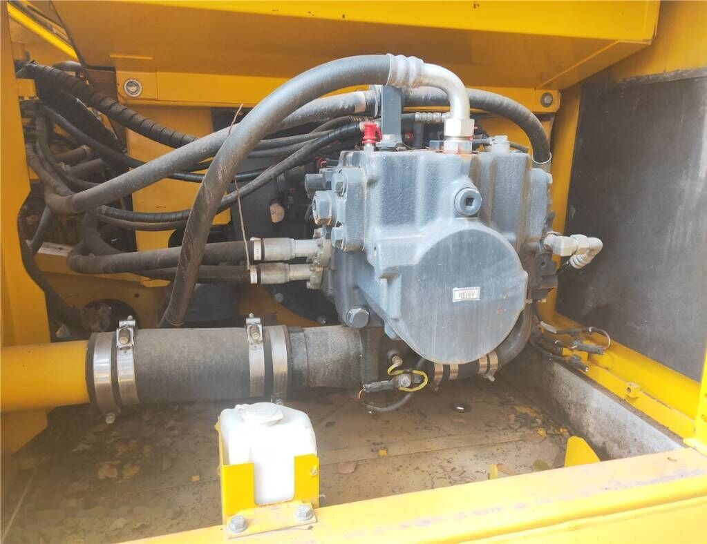 Komatsu PC490LC-10 - Excavadora de cadenas: foto 5 Komatsu PC490LC-10 - Excavadora de cadenas: foto 5