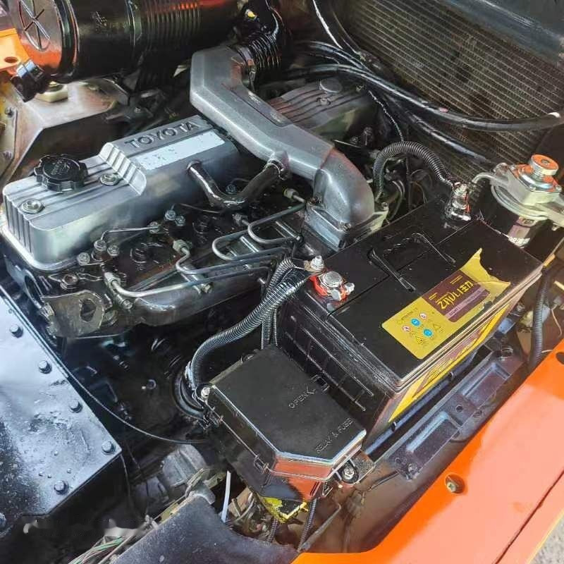 Toyota FD50 - Carretilla elevadora diésel: foto 4 Toyota FD50 - Carretilla elevadora diésel: foto 4