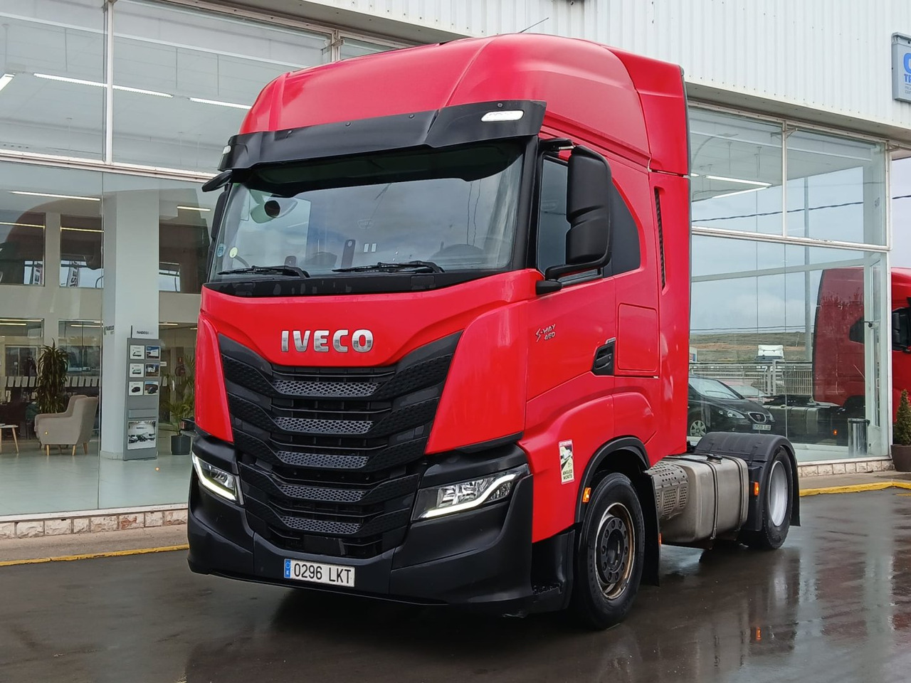 Cabeza Tractora IVECO 460 AUTOMATICO CON INTARDER - Cabeza tractora: foto 1 Cabeza Tractora IVECO 460 AUTOMATICO CON INTARDER - Cabeza tractora: foto 1