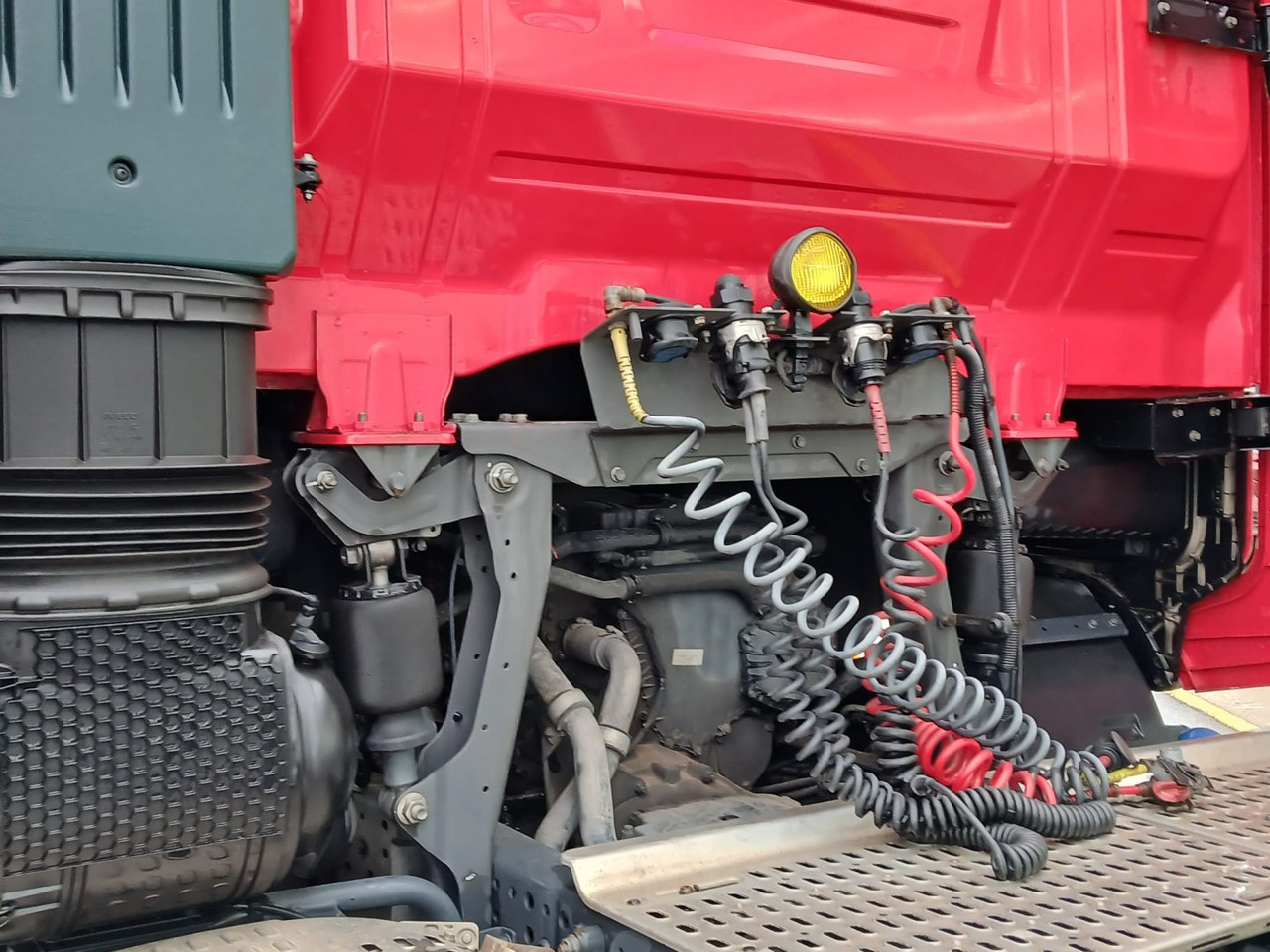 Cabeza Tractora IVECO 460 AUTOMATICO CON INTARDER - Cabeza tractora: foto 5 Cabeza Tractora IVECO 460 AUTOMATICO CON INTARDER - Cabeza tractora: foto 5
