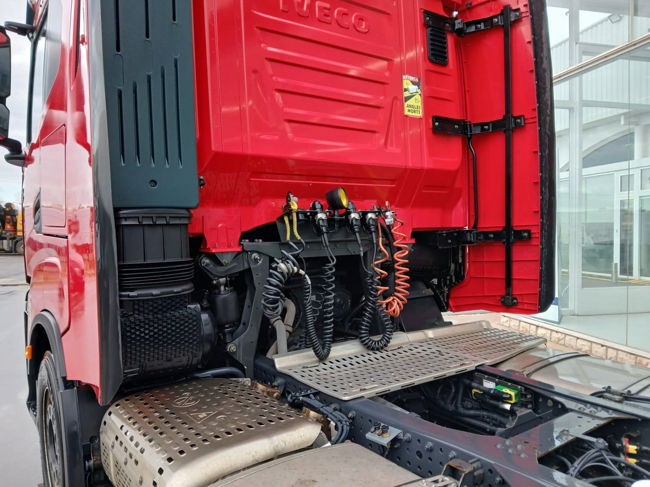 Cabeza Tractora IVECO 460 AUTOMATICO CON INTARDER - Cabeza tractora: foto 5 Cabeza Tractora IVECO 460 AUTOMATICO CON INTARDER - Cabeza tractora: foto 5