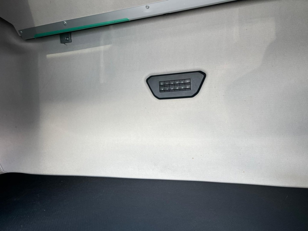 Cabeza tractora Cabeza Tractora IVECO 460 AUTOMATICO  INTARDER: foto 12