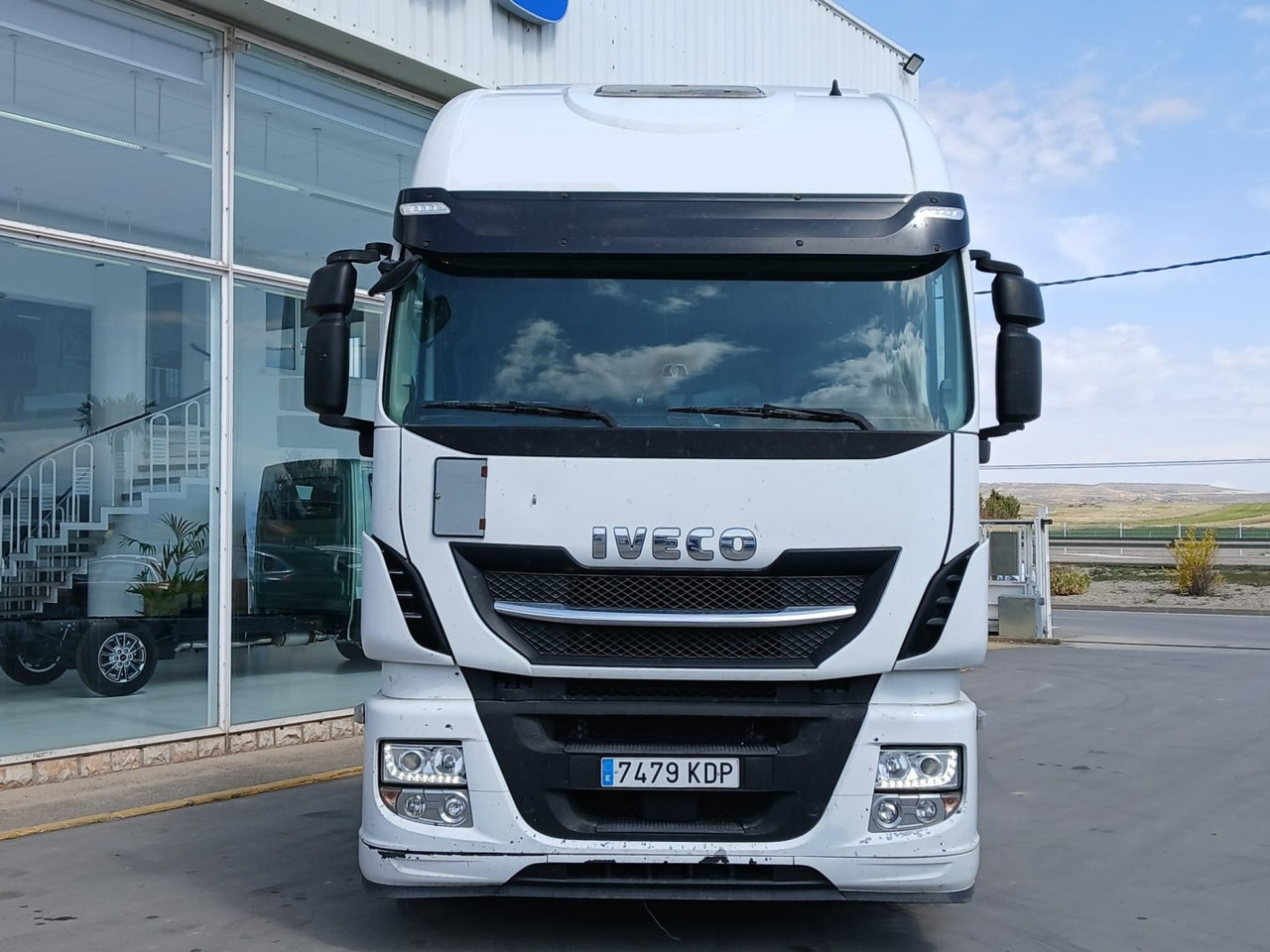 Cabeza Tractora IVECO 510 AUTOMATICO CON INTARDER - Cabeza tractora: foto 2 Cabeza Tractora IVECO 510 AUTOMATICO CON INTARDER - Cabeza tractora: foto 2