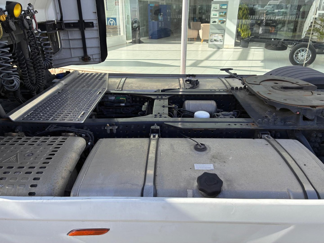 Cabeza Tractora IVECO S-WAY 510 AUTOMATICO CON INTARDER - Cabeza tractora: foto 5 Cabeza Tractora IVECO S-WAY 510 AUTOMATICO CON INTARDER - Cabeza tractora: foto 5