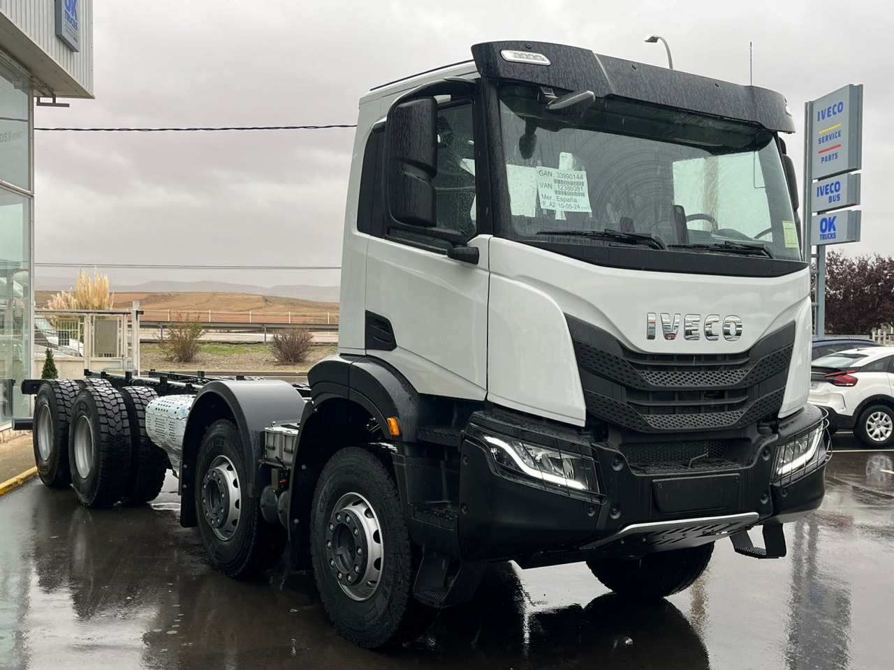 Chasis IVECO T-WAY 510cv 8X4 - Camión chasis: foto 3 Chasis IVECO T-WAY 510cv 8X4 - Camión chasis: foto 3