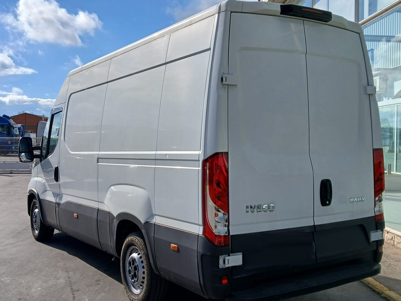 Furgón IVECO 35S14 12m3 - Furgón: foto 4 Furgón IVECO 35S14 12m3 - Furgón: foto 4