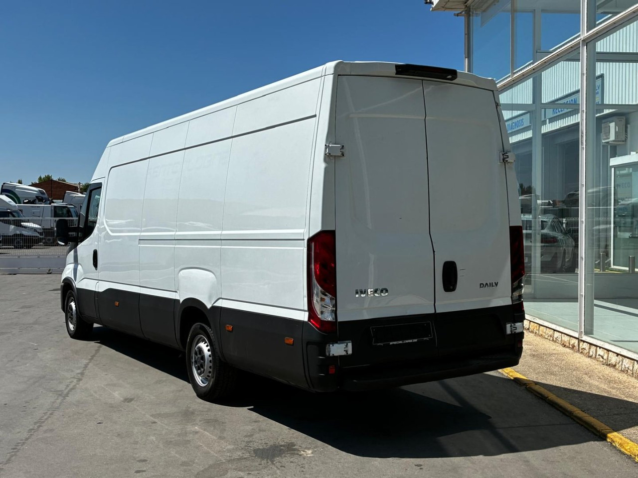 Furgón IVECO 35S14 V 16m3 - Furgón: foto 4 Furgón IVECO 35S14 V 16m3 - Furgón: foto 4