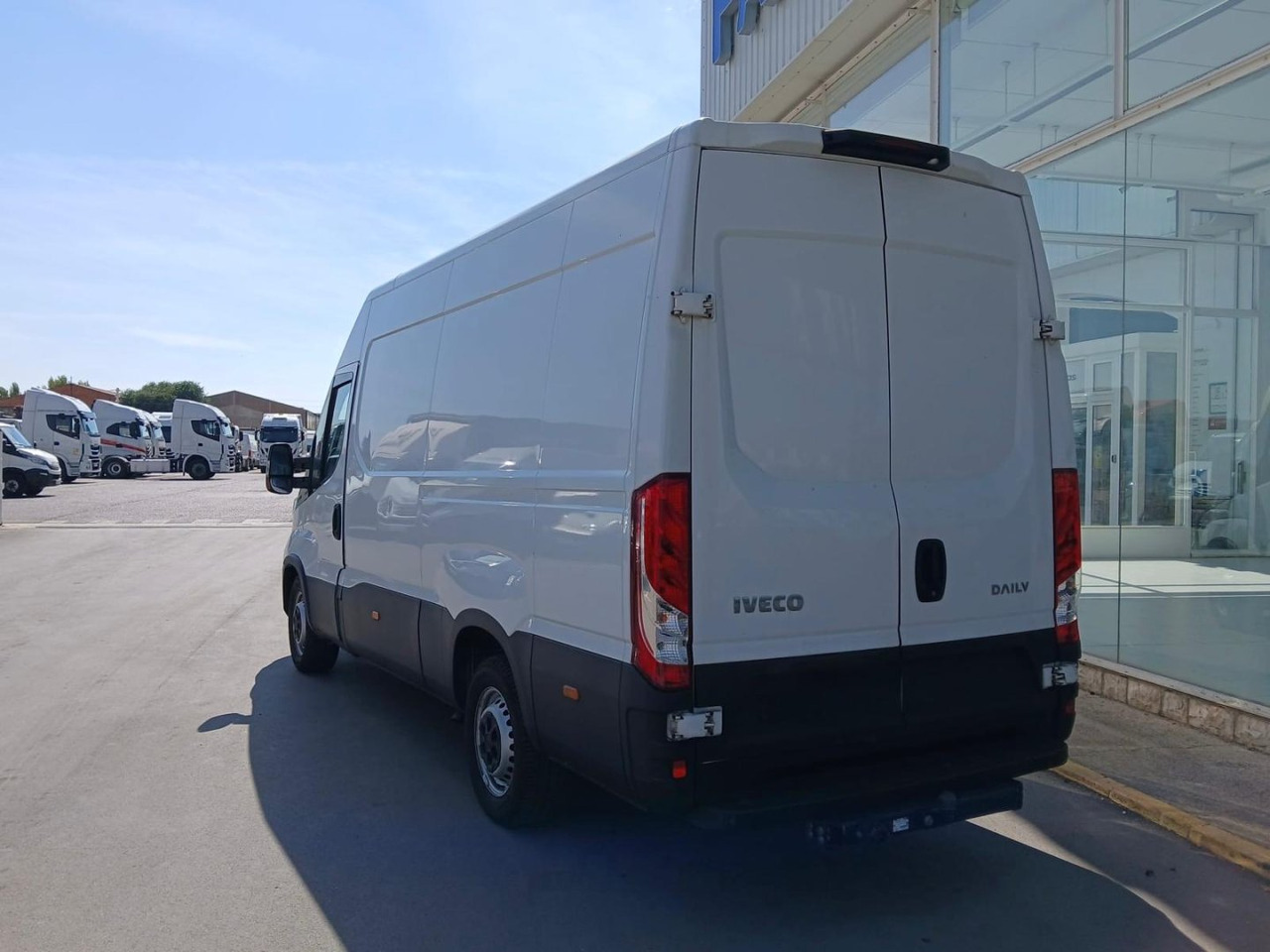 Furgón IVECO 35S16 12m3 - Furgón: foto 4 Furgón IVECO 35S16 12m3 - Furgón: foto 4