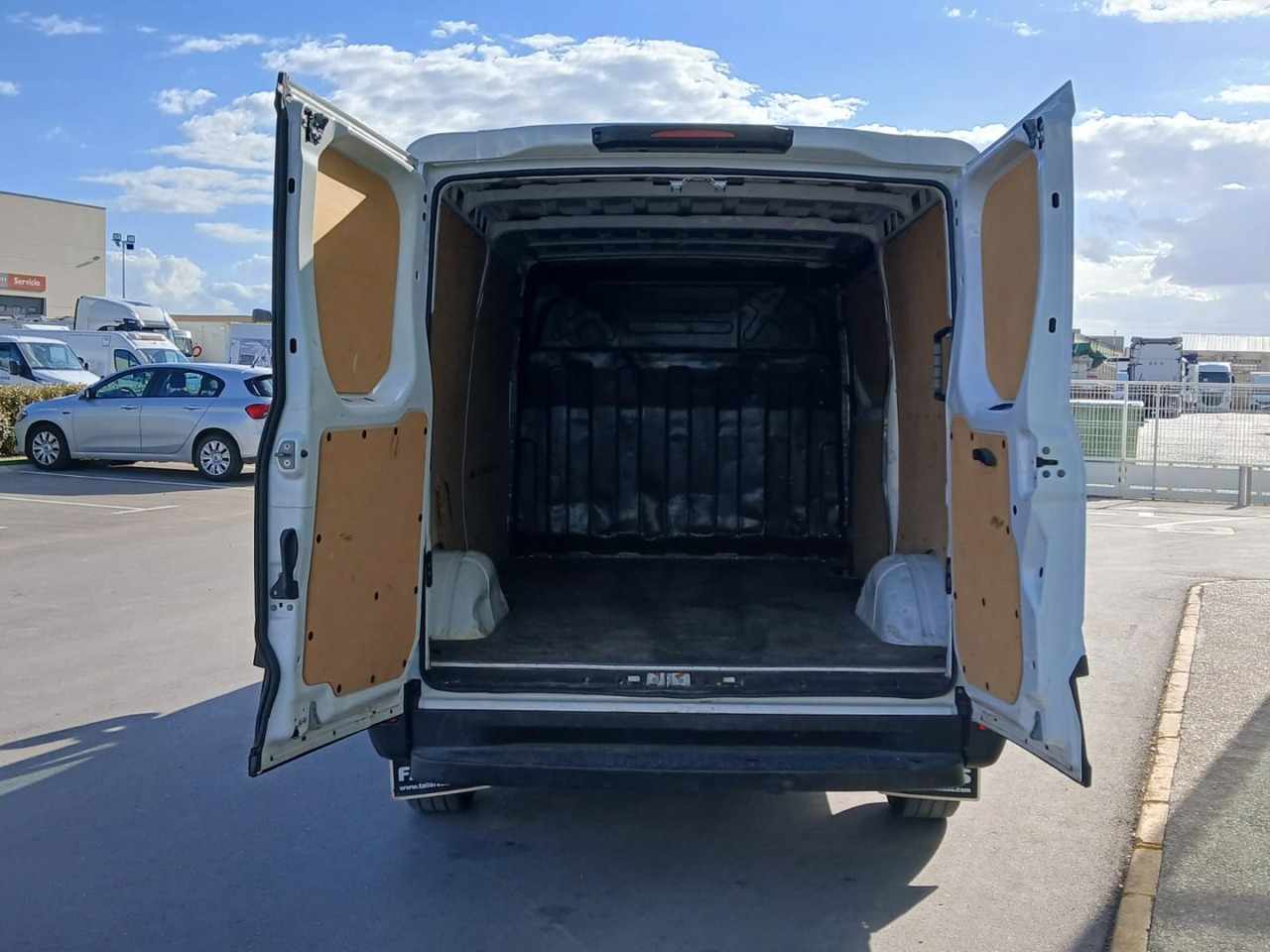 Furgón IVECO 35S16 V 9m3 - Furgón: foto 5 Furgón IVECO 35S16 V 9m3 - Furgón: foto 5