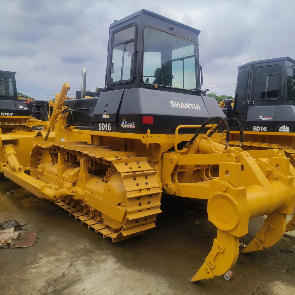 CAT SD16 SD 16 WITH RIPPER - Bulldozer: foto 4 CAT SD16 SD 16 WITH RIPPER - Bulldozer: foto 4