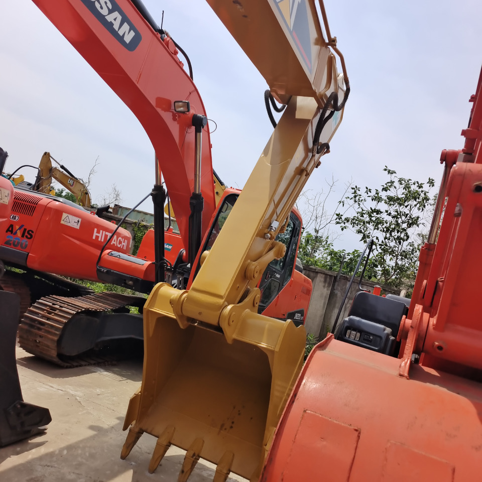 CATERPILLAR 320 CL CAT 320CL - Excavadora de cadenas: foto 5 CATERPILLAR 320 CL CAT 320CL - Excavadora de cadenas: foto 5