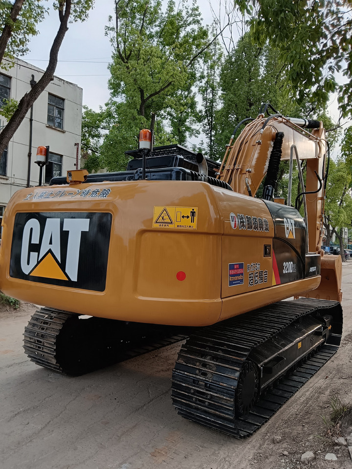 CATERPILLAR 320 D2 L CAT 320D2 L - Excavadora de cadenas: foto 4 CATERPILLAR 320 D2 L CAT 320D2 L - Excavadora de cadenas: foto 4