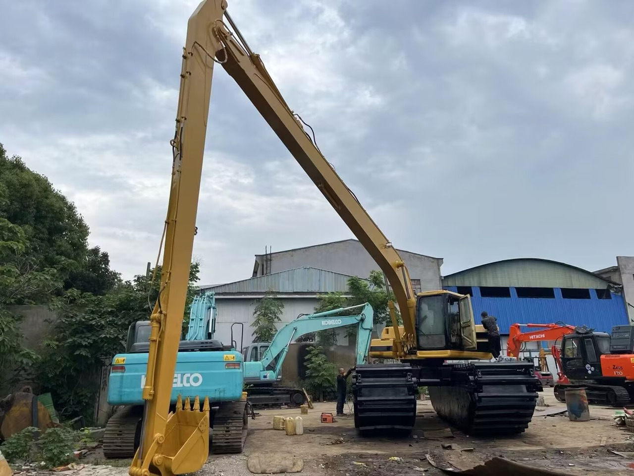 CATERPILLAR 320BL 320CL 320D - Excavadora anfibia: foto 1 CATERPILLAR 320BL 320CL 320D - Excavadora anfibia: foto 1