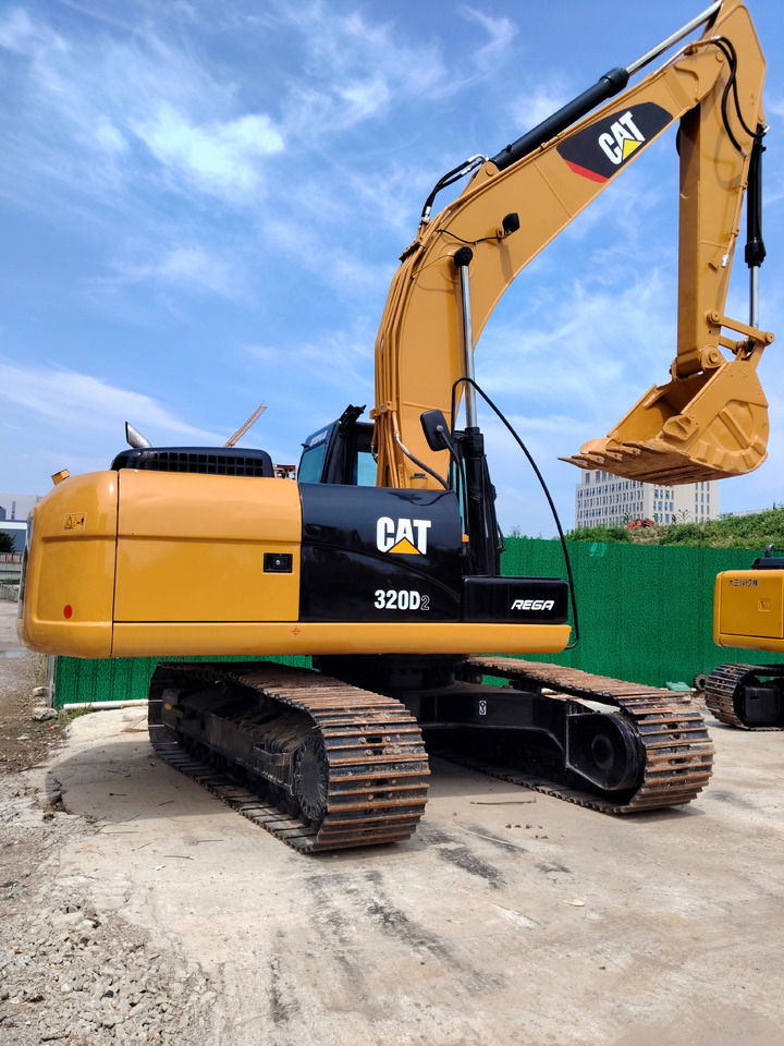 CATERPILLAR 320D2L WITH CAT C7.1 ENGINE - Excavadora de cadenas: foto 2 CATERPILLAR 320D2L WITH CAT C7.1 ENGINE - Excavadora de cadenas: foto 2