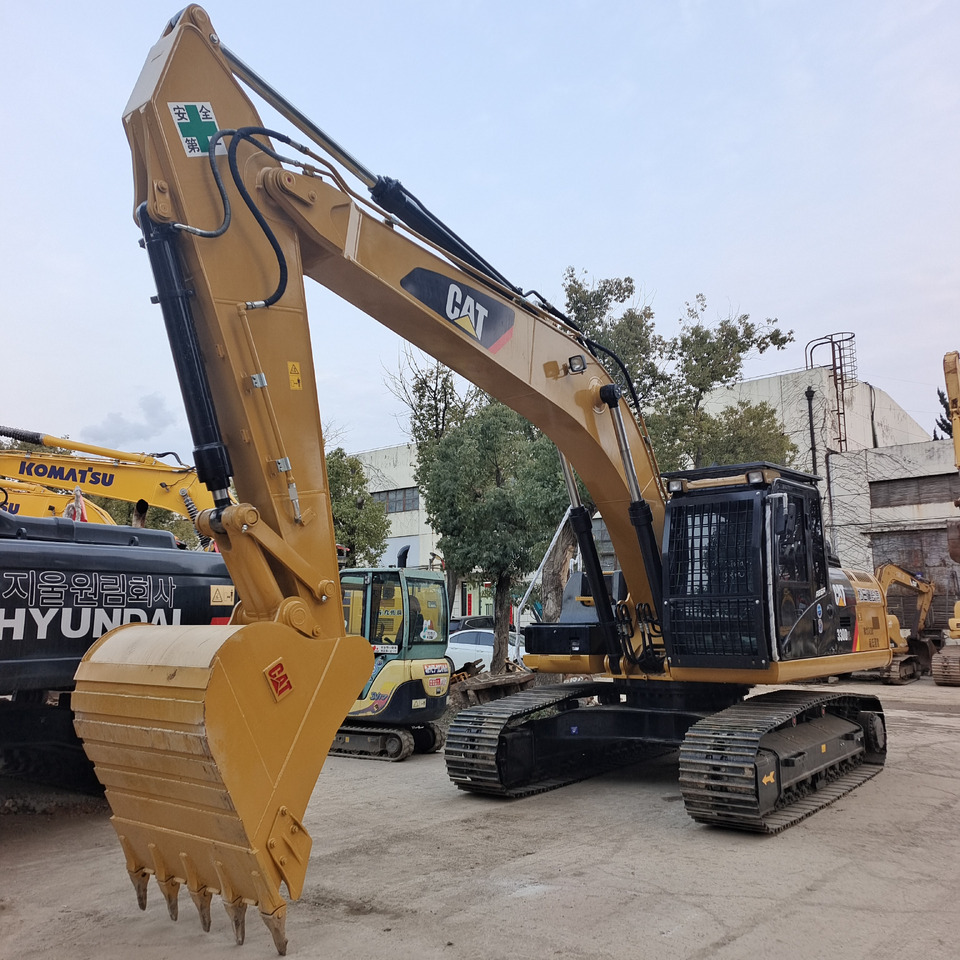 CATERPILLAR 330D2L CAT 330 D2 L - Excavadora de cadenas: foto 1 CATERPILLAR 330D2L CAT 330 D2 L - Excavadora de cadenas: foto 1