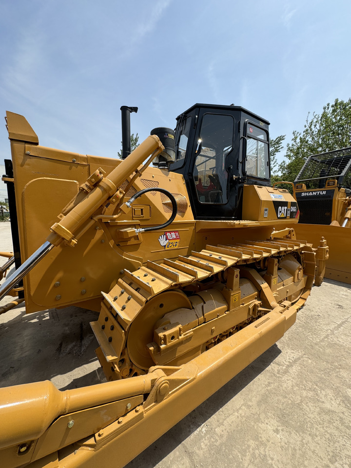 CATERPILLAR D6G CAT - Bulldozer: foto 1 CATERPILLAR D6G CAT - Bulldozer: foto 1