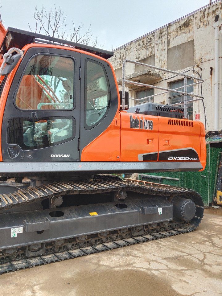 DOOSAN DX300LC-9C DX300 LCA DX340 DX225 - Excavadora de cadenas: foto 3 DOOSAN DX300LC-9C DX300 LCA DX340 DX225 - Excavadora de cadenas: foto 3