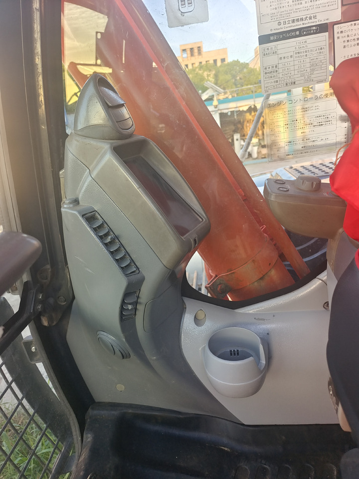 HITACHI ZX350H-5G - Excavadora de cadenas: foto 4 HITACHI ZX350H-5G - Excavadora de cadenas: foto 4