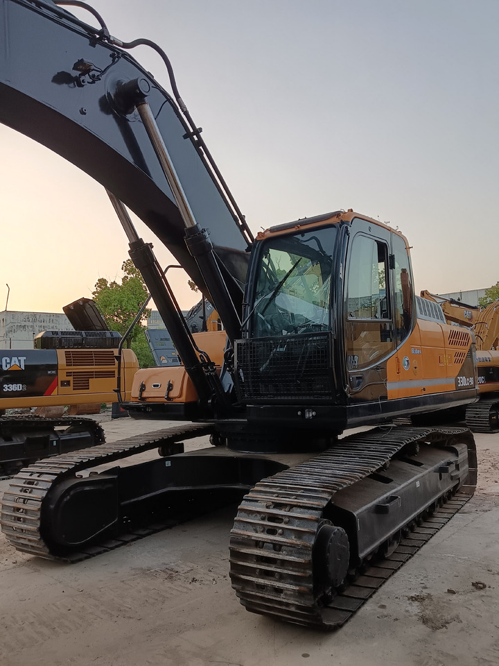 HYUNDAI 330LC-9S 330LC - 9T - Excavadora de cadenas: foto 2 HYUNDAI 330LC-9S 330LC - 9T - Excavadora de cadenas: foto 2