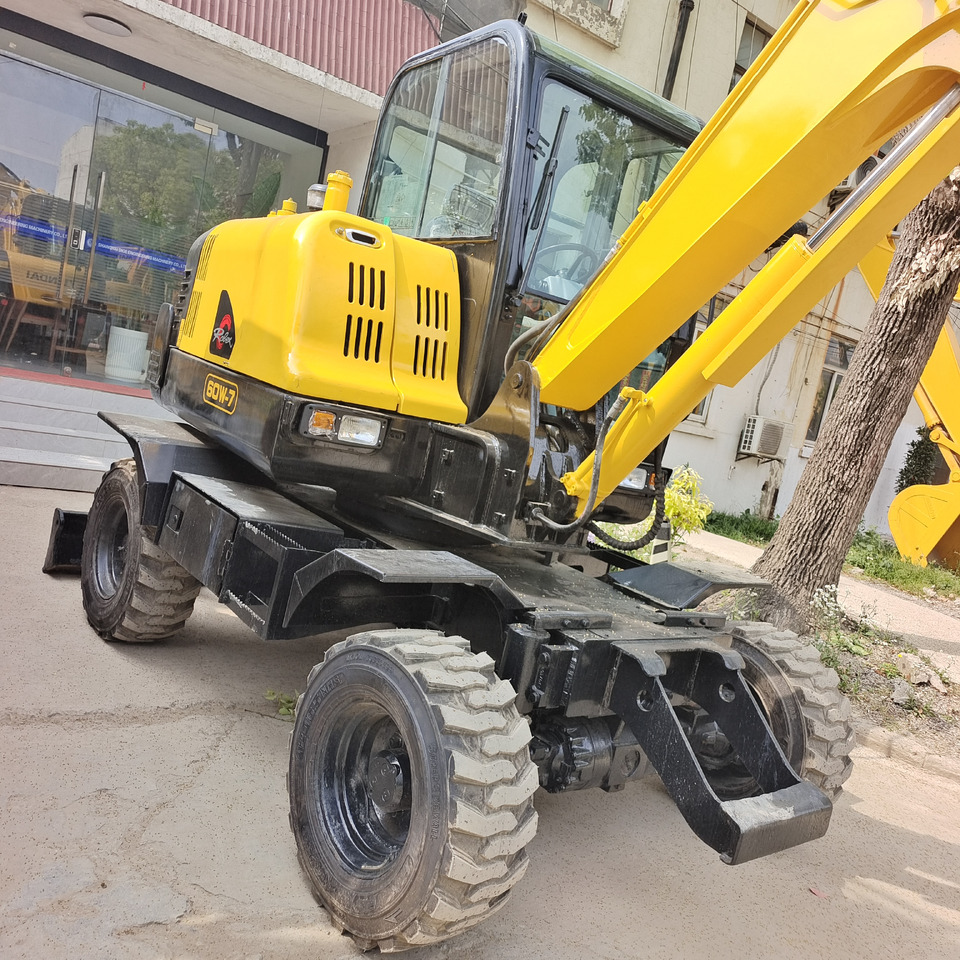 HYUNDAI R60W-7 - Excavadora de ruedas: foto 4 HYUNDAI R60W-7 - Excavadora de ruedas: foto 4
