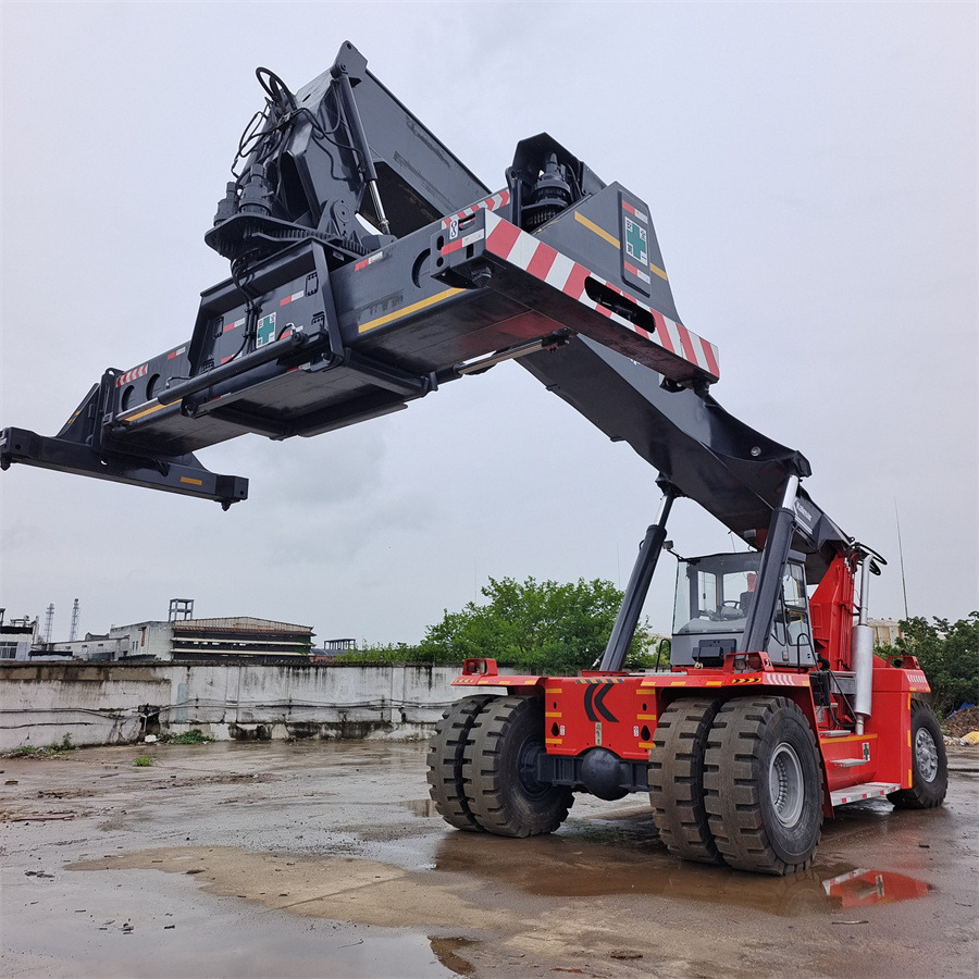 Reach stacker KALMAR DRF 450: foto 11