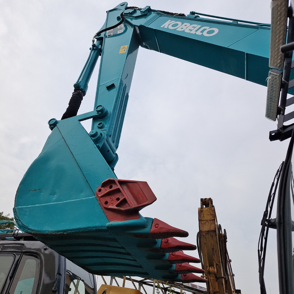 KOBELCO SK140 - Excavadora de cadenas: foto 2 KOBELCO SK140 - Excavadora de cadenas: foto 2