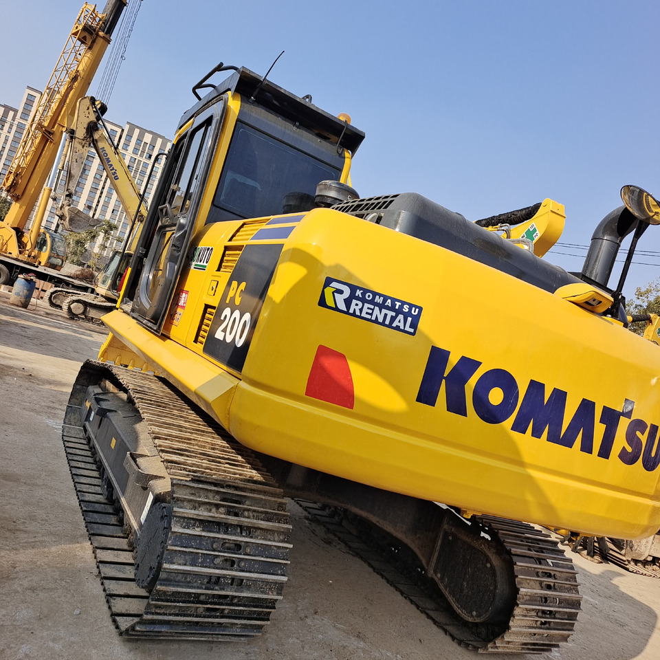 KOMATSU PC200-8 PC 200 - 8N1 - Excavadora de cadenas: foto 4 KOMATSU PC200-8 PC 200 - 8N1 - Excavadora de cadenas: foto 4