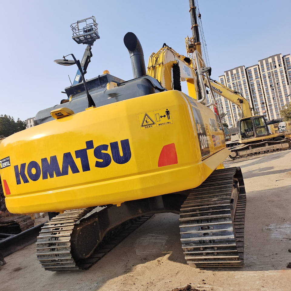 KOMATSU PC200-8 PC 200 - 8N1 - Excavadora de cadenas: foto 2 KOMATSU PC200-8 PC 200 - 8N1 - Excavadora de cadenas: foto 2