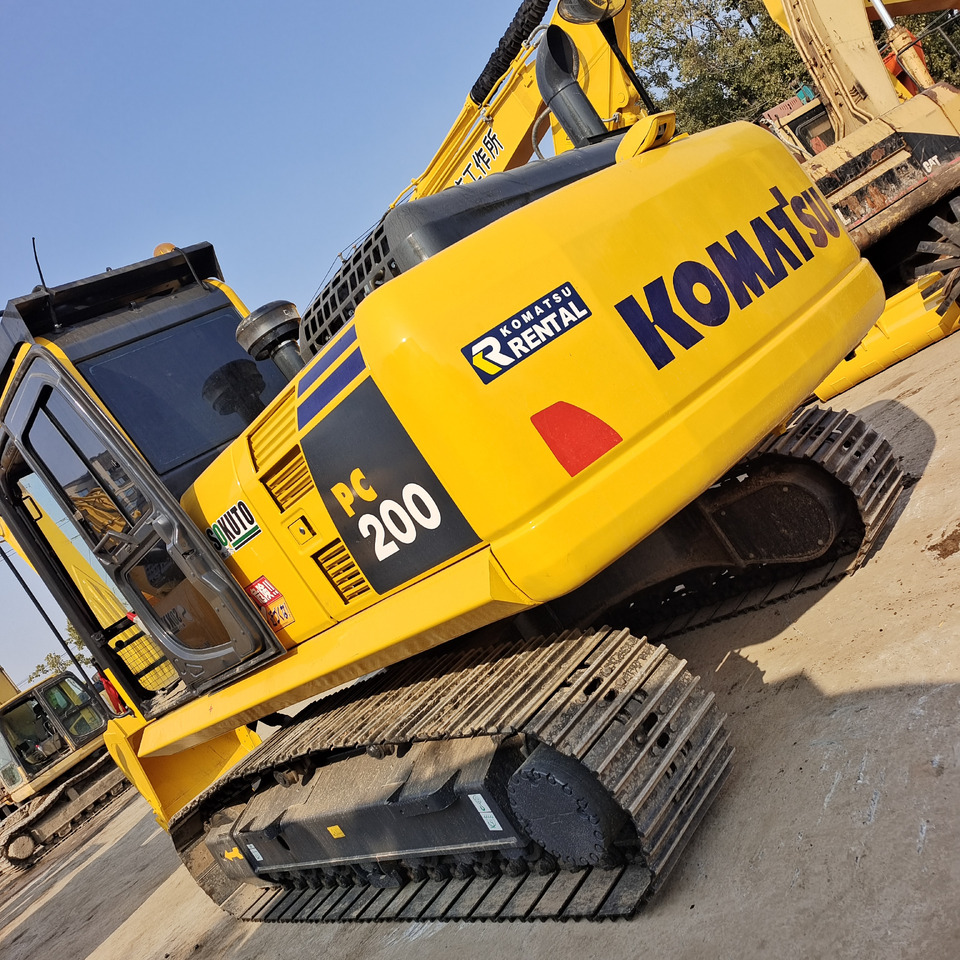 KOMATSU PC200-8 PC 200 - 8N1 - Excavadora de cadenas: foto 3 KOMATSU PC200-8 PC 200 - 8N1 - Excavadora de cadenas: foto 3